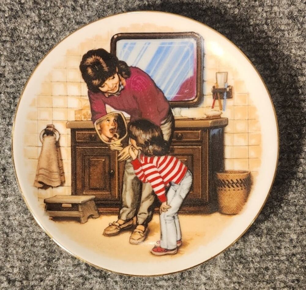 Vintage 1986 Avon Mothers Day Plate A New Tooth 5 Inch Porcelain Boxed COA